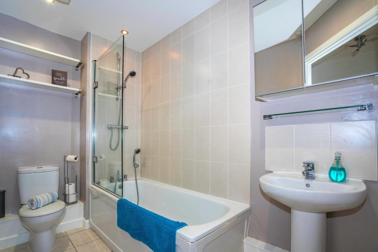The Augustine - Modern Two Bed Ground Floor Apartment With Parking Cantorbéry Extérieur photo