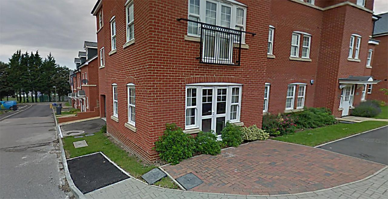 The Augustine - Modern Two Bed Ground Floor Apartment With Parking Cantorbéry Extérieur photo